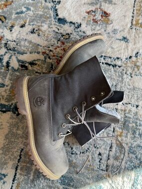 Timberland Women's Gray and Dark Gray Ankle Boots